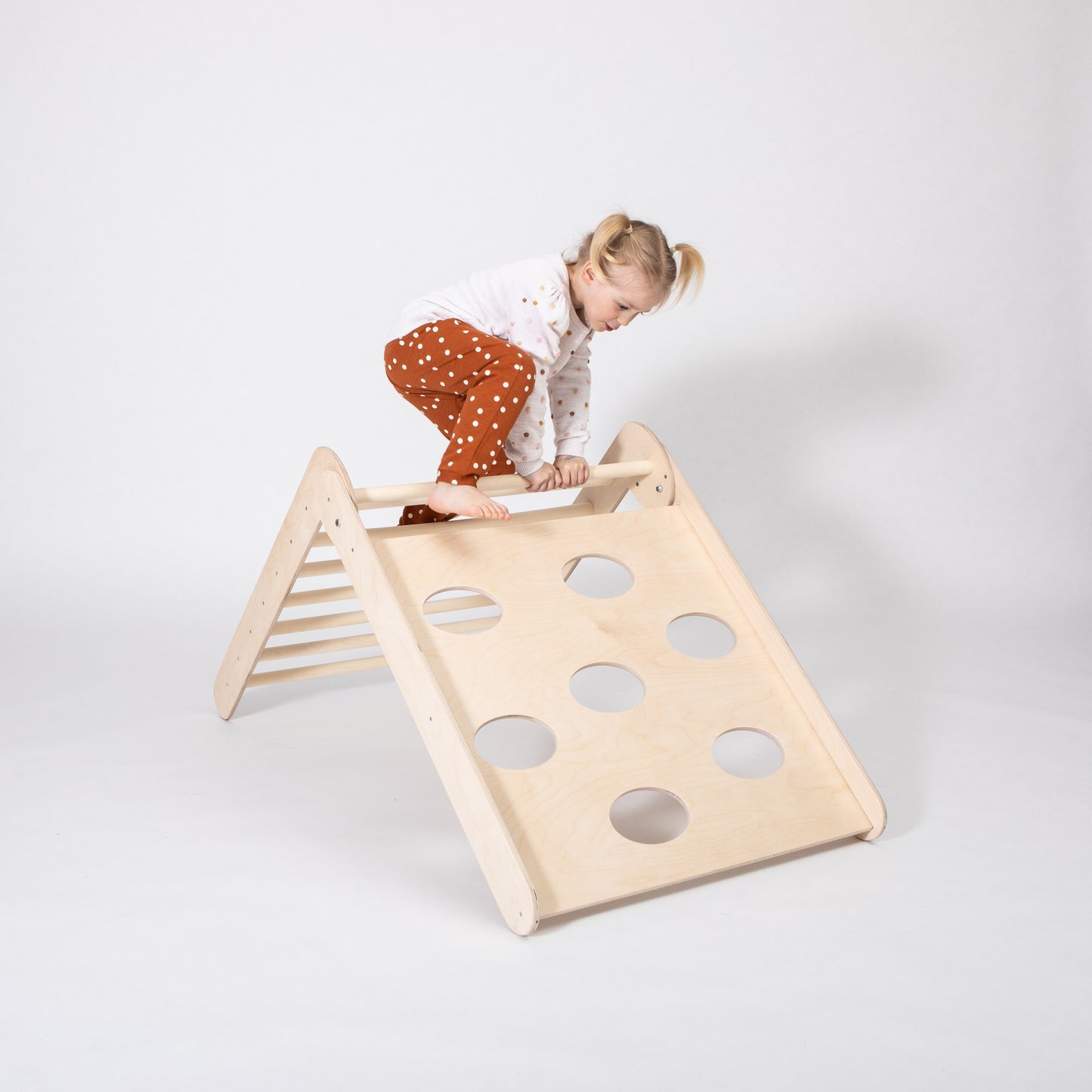 Montessori Klimdriehoek Inklapbaar 2in1 Ruimtebesparend by Montessori House Bed