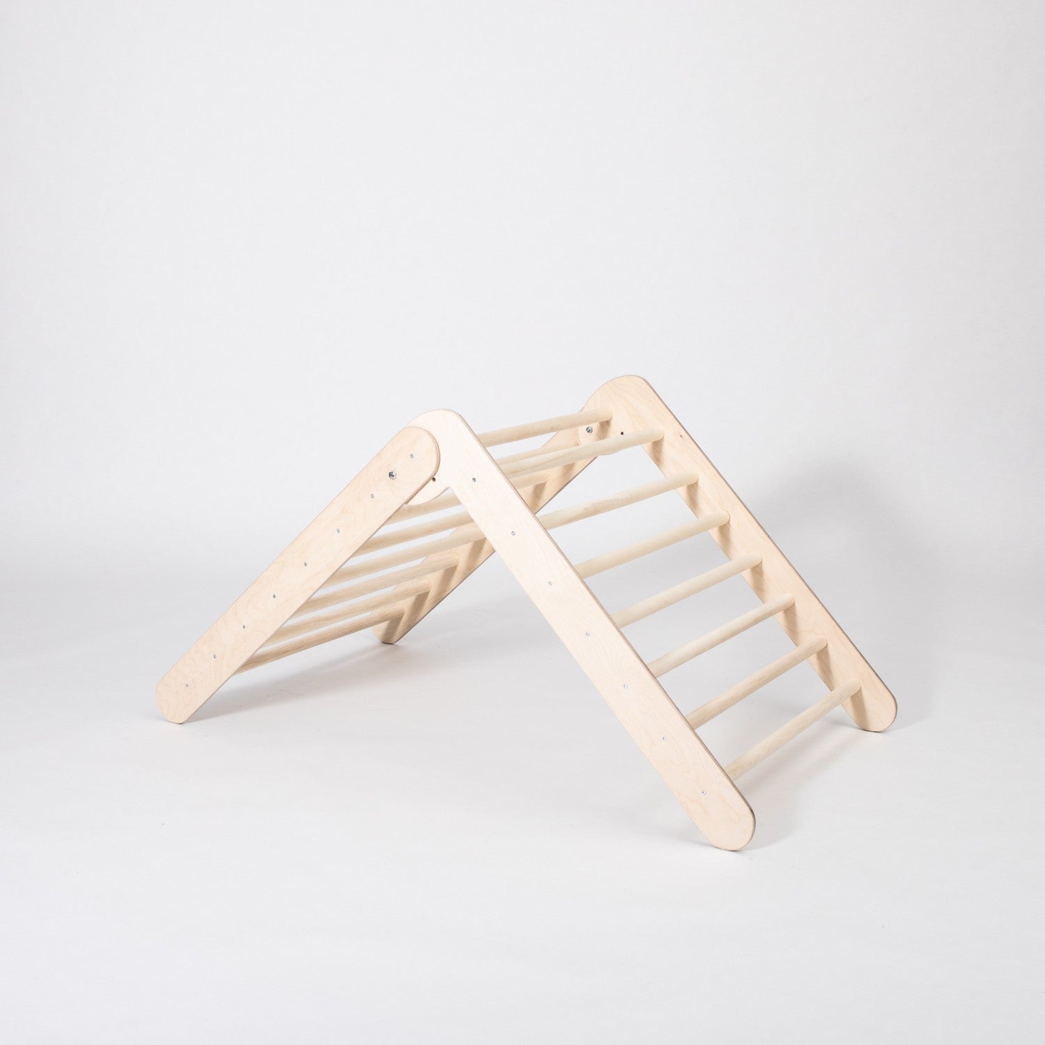 Montessori Klimdriehoek Inklapbaar Binnen Speelgym by Montessori House Bed