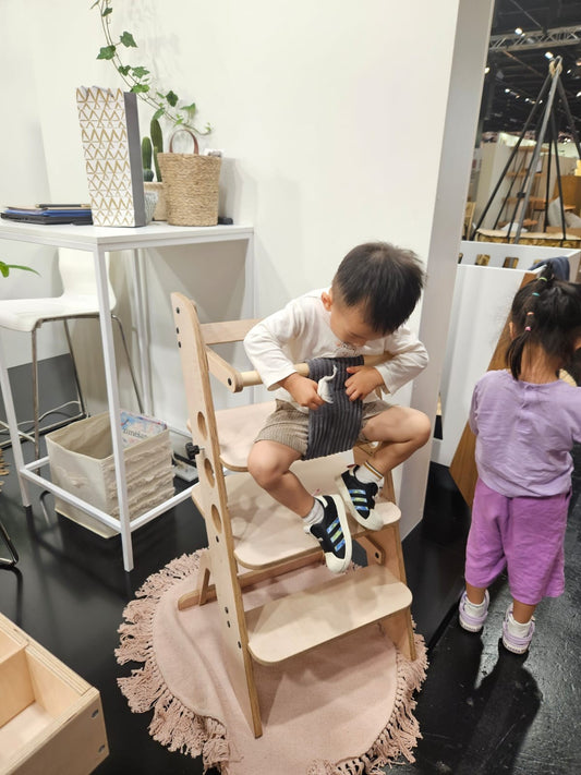 Montessori Leertoren Keukenhulp Verstelbaar Ruimtebesparend by Luula