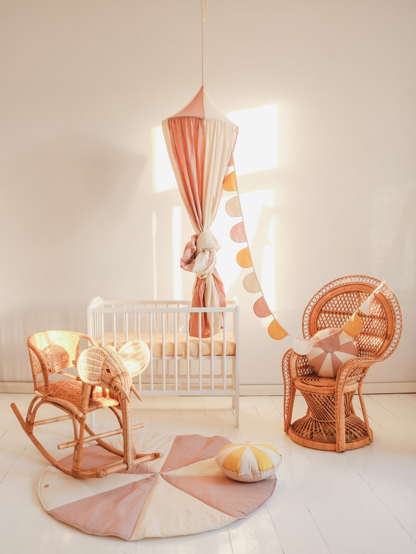 Katoenen Linnen Hemel Kinderkamer Poederroze Hemelgordijn by moi mili