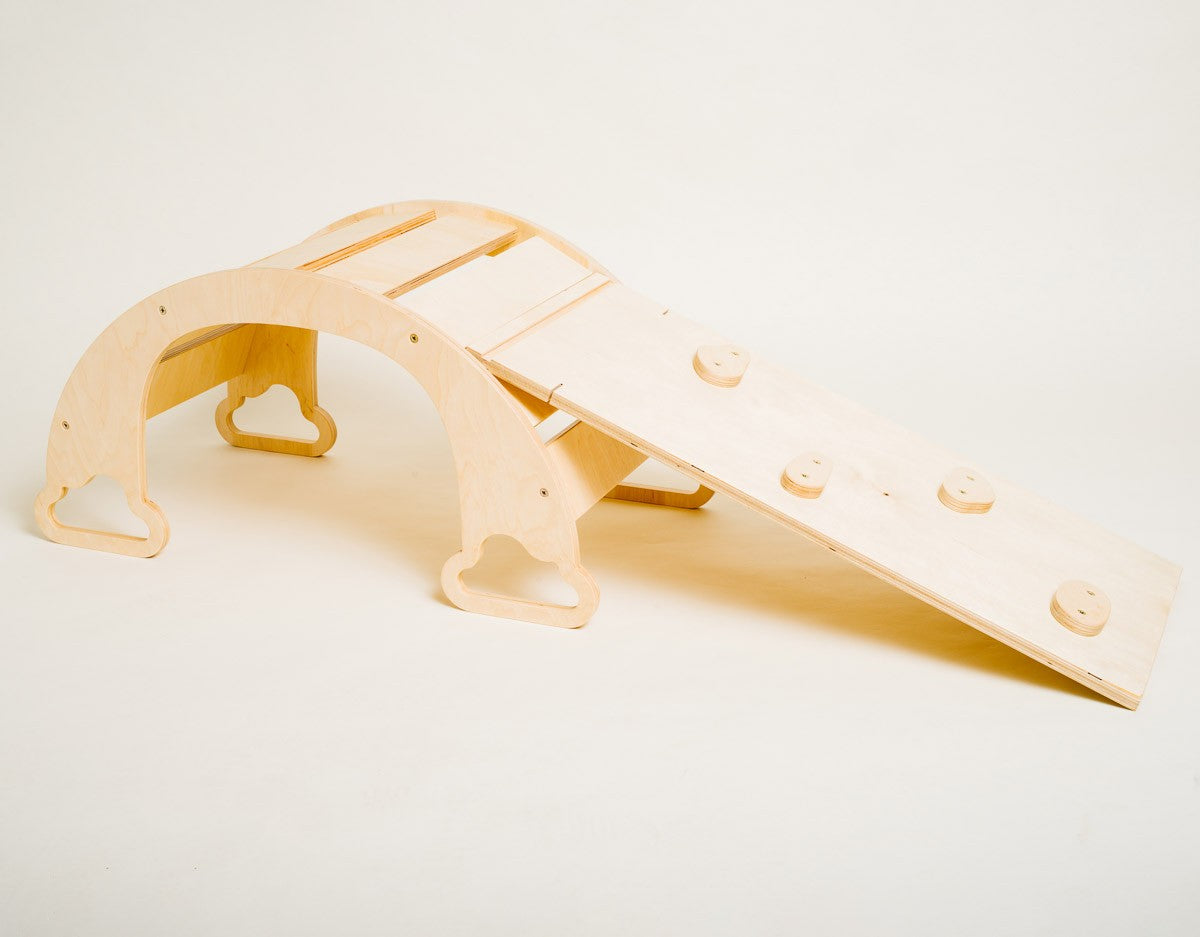 Berken Multiplex Regenboog Oprit Sway Met Klimstenen by Family-scl