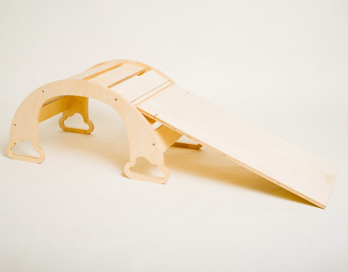 Berken Multiplex Regenboog Oprit Sway Met Klimstenen by Family-scl