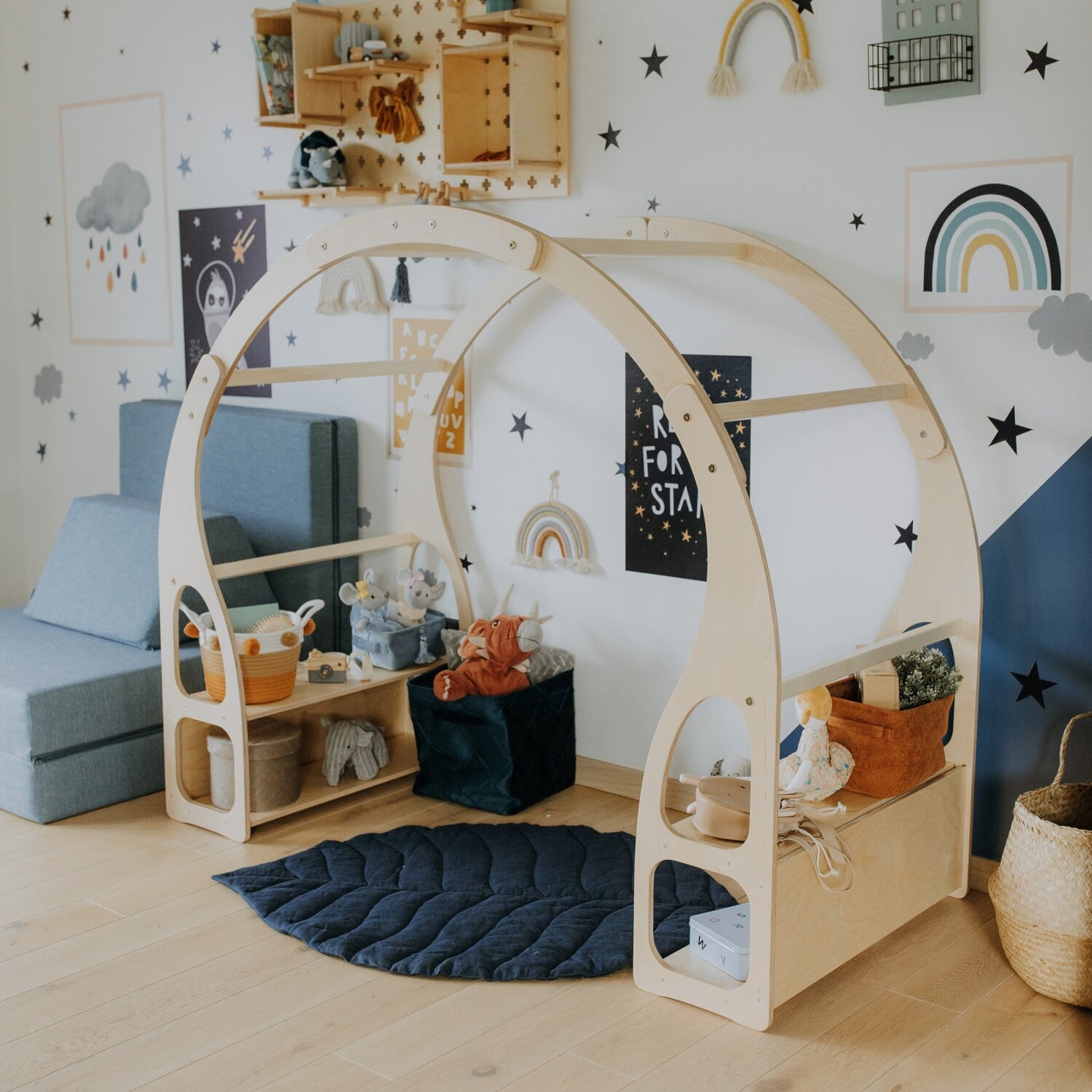 Montessori Speelstandaard Speelgoedrek Voor Kinderen Duurzaam by Montessori House Bed