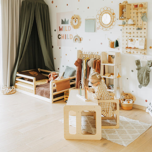 Montessori Afleertafel Stoelset Veilig Minimalistisch by Montessori House Bed