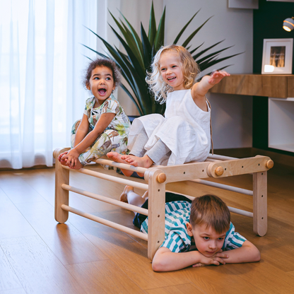 Modulair Klimdriehoek Met Vierdelig Schuifhelling Compacte by Ette Tete