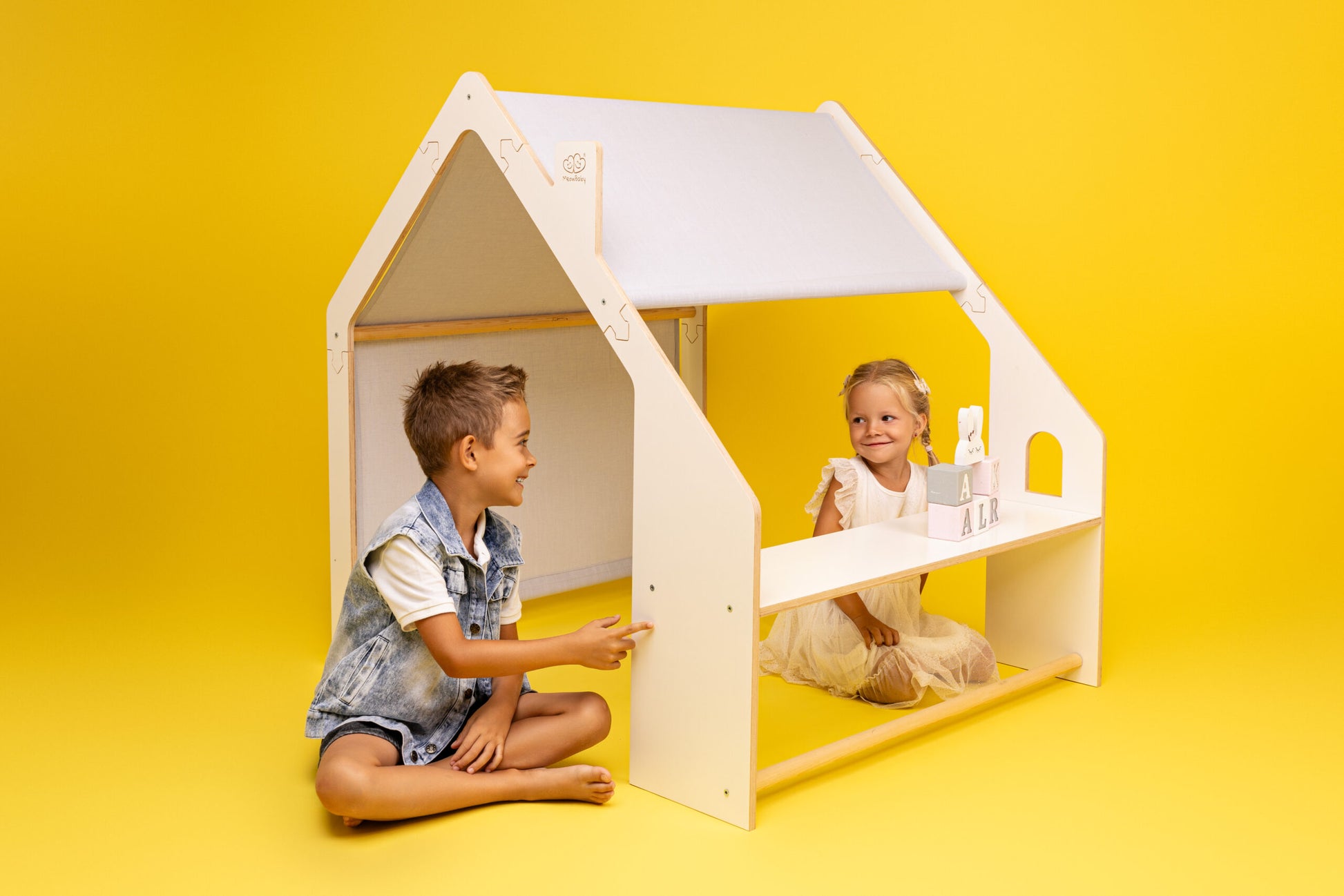 HoutenSpeel Speelhuis WitMet BlauweDak Decoratie Kinderen by MeowBaby
