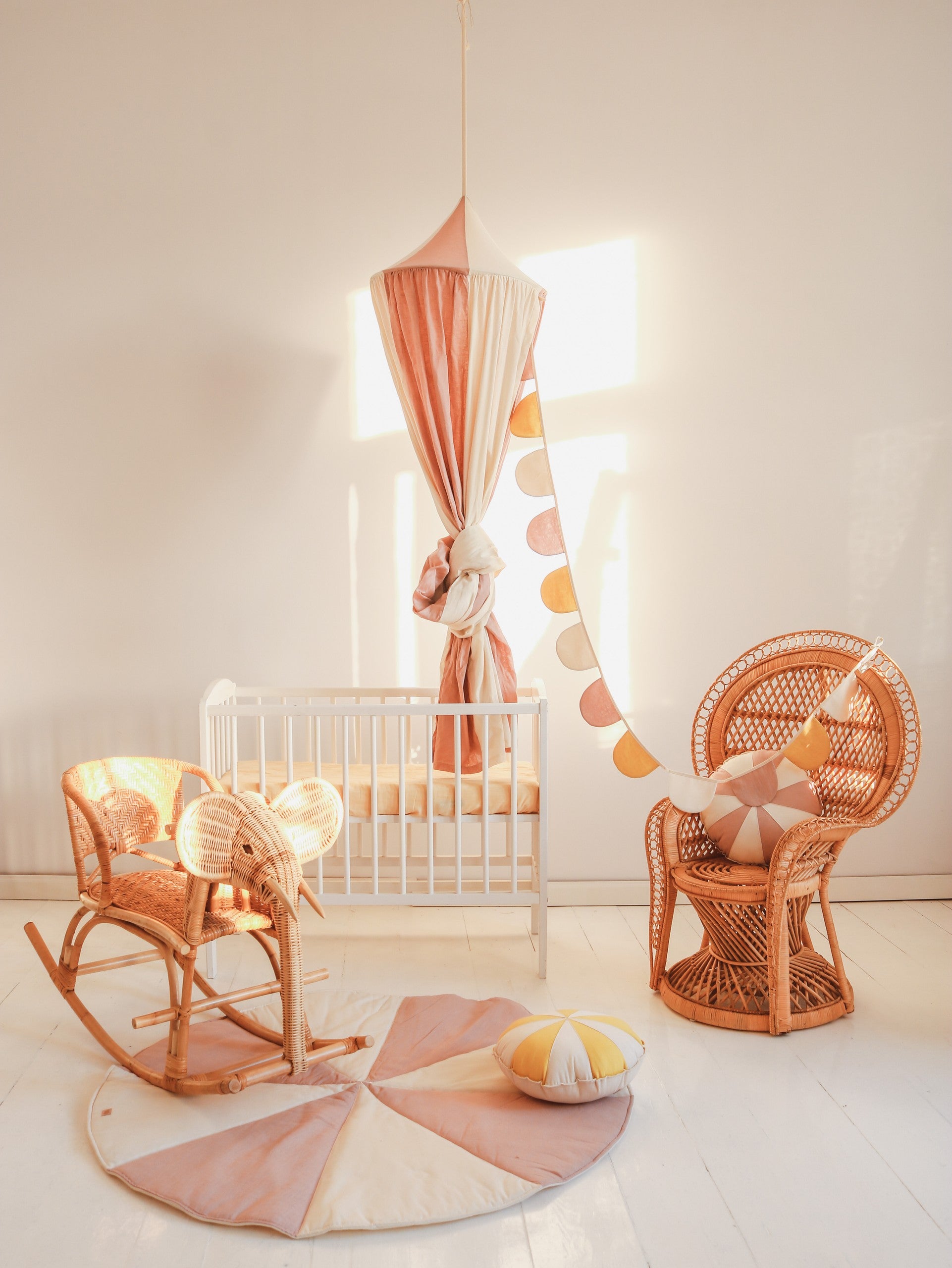 Katoenen Linnen Hemel Kinderkamer Poederroze Hemelgordijn by moi mili