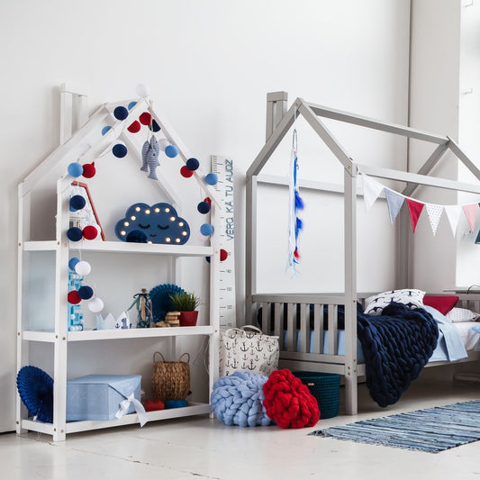 Huisvormige Boekenkast Montessori Kinderkamer Vrijstaand by Montessori House Bed